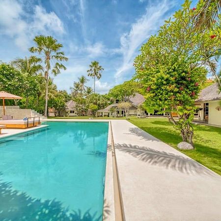 Villa Venice - 2000M2 Garden Right Behind Beach Seminyak Exteriér fotografie